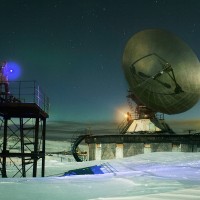 Evgenia_Arbugaeva_Signaling_the_stars